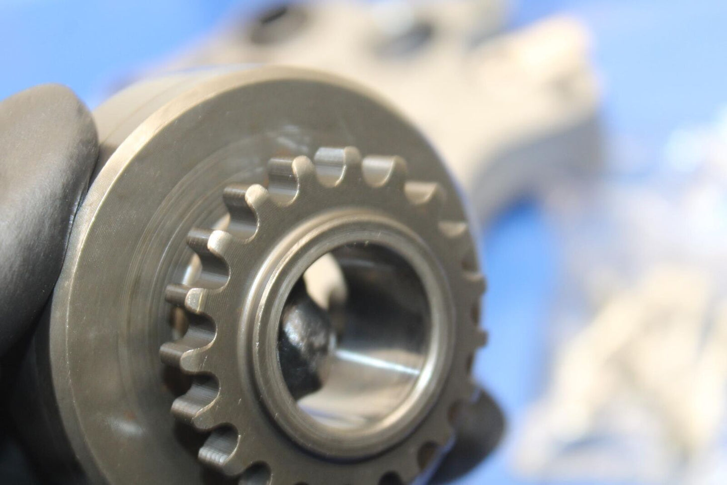 1985 Kawasaki Ninja 900R ZX900A ENGINE MOTOR OIL PUMP AND PARTS LOT BB84