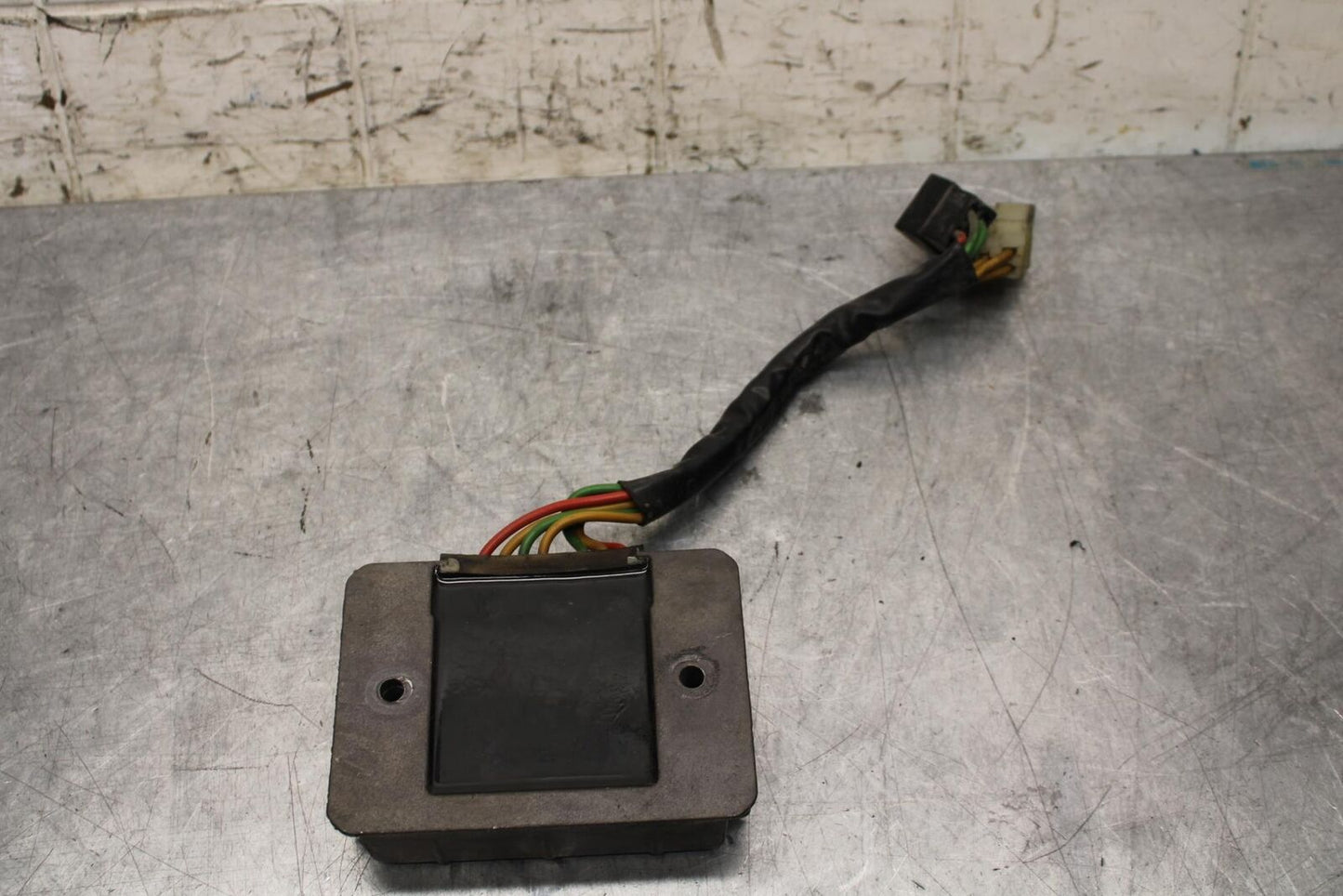 2005 Ducati Monster S2R RECTIFIER VOLTAGE REGULATOR BB557