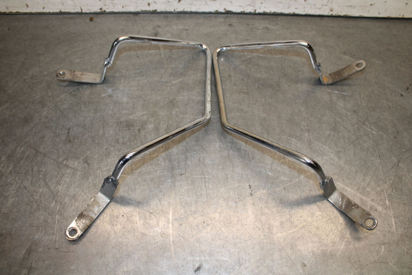 87-03 SUZUKI INTRUDER 1400 VS1400GLP PASSENGER SEAT GRAB BAR HANDLE SET BB702