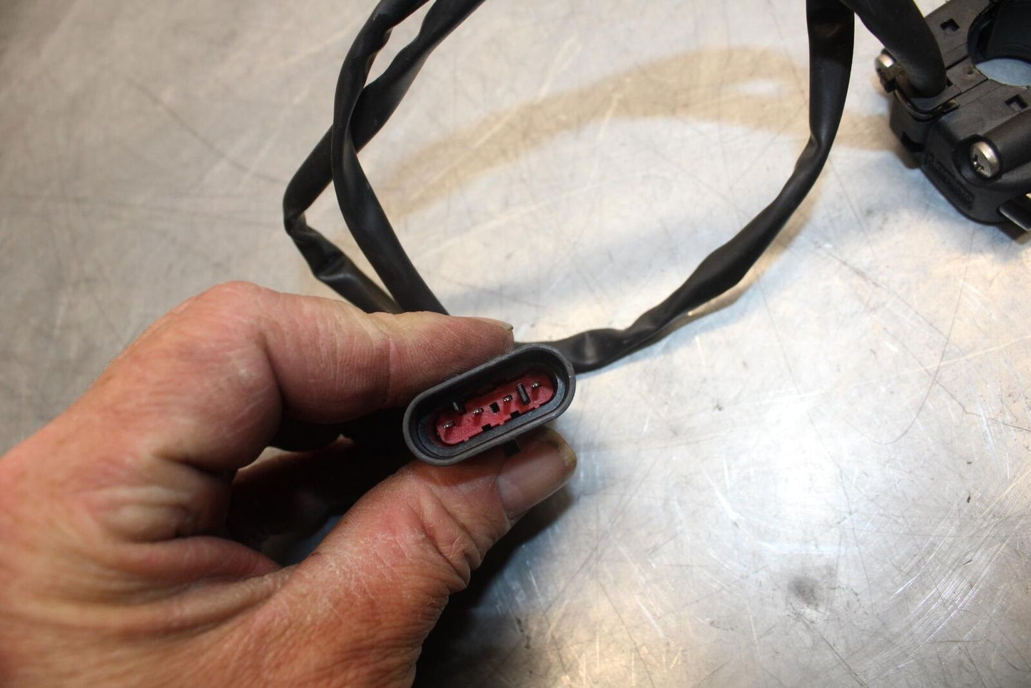 2010 Aprilia RSV1000R RIGHT CLIP ON HANDLE KILL OFF START SWITCH SWITCHES BB513