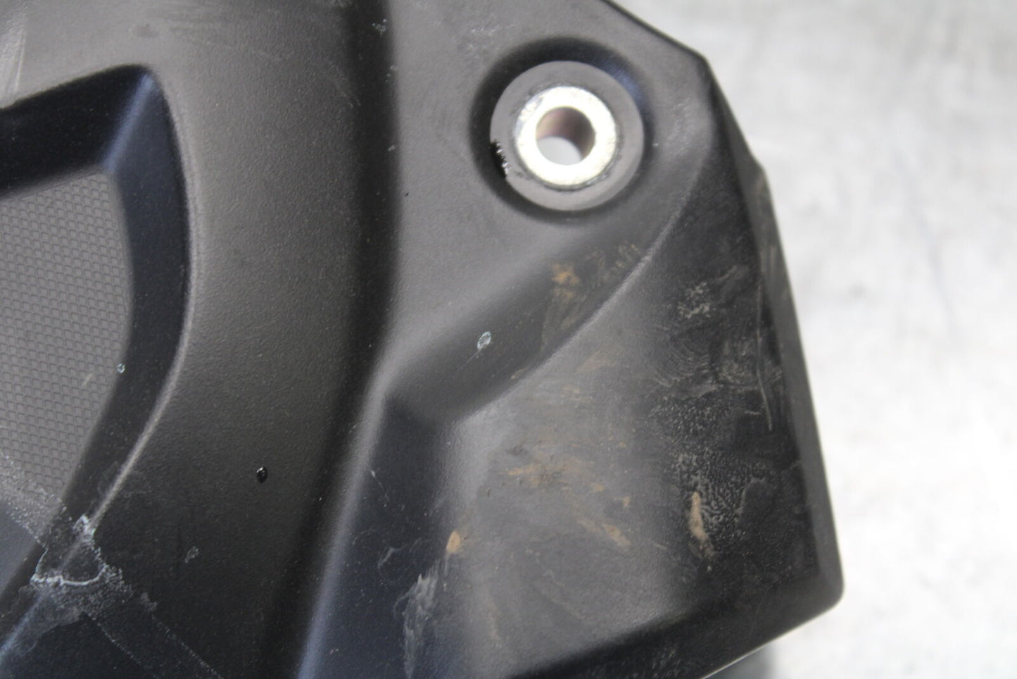 17-24 SUZUKI SV650 ENGINE SPROCKET COVER BB706