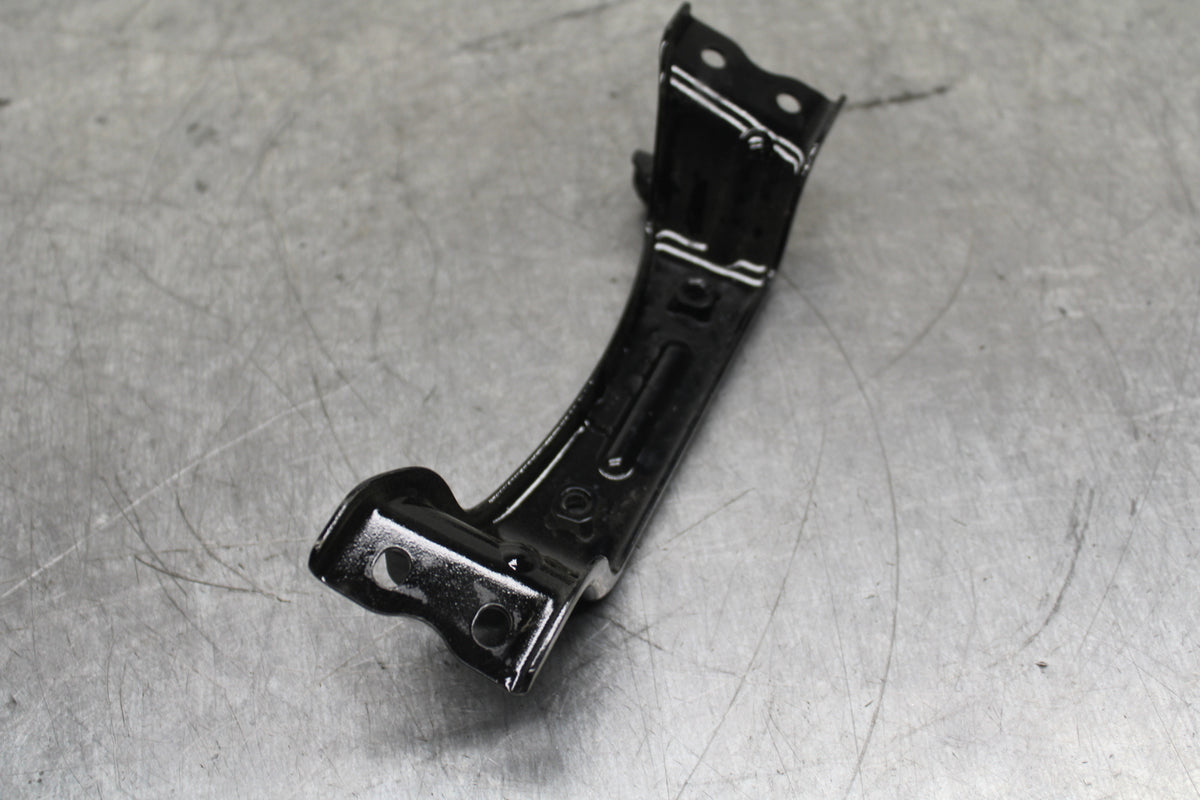 18-23 KAWASAKI NINJA 400 EX400 ABS GAS TANK FUEL CELL RESERVOIR BRACKET BB747