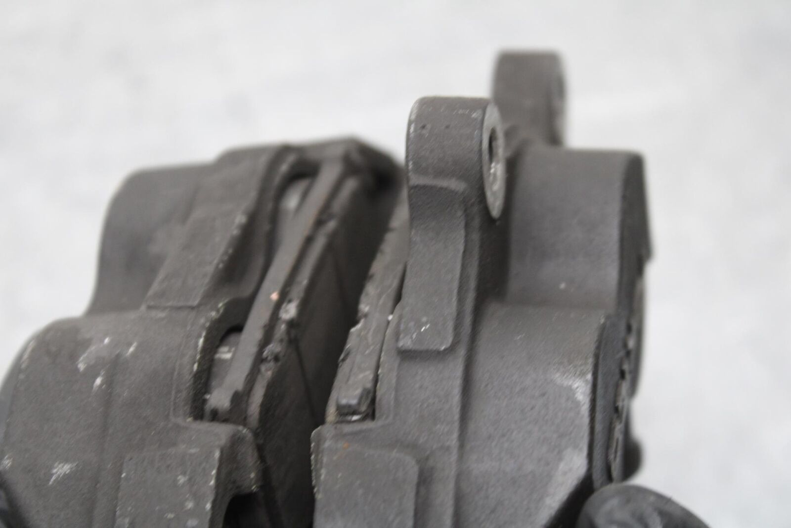 01-03 SUZUKI GSXR600 RIGHT LEFT FRONT BRAKE CALIPER SET PAIR CALIPERS BB633