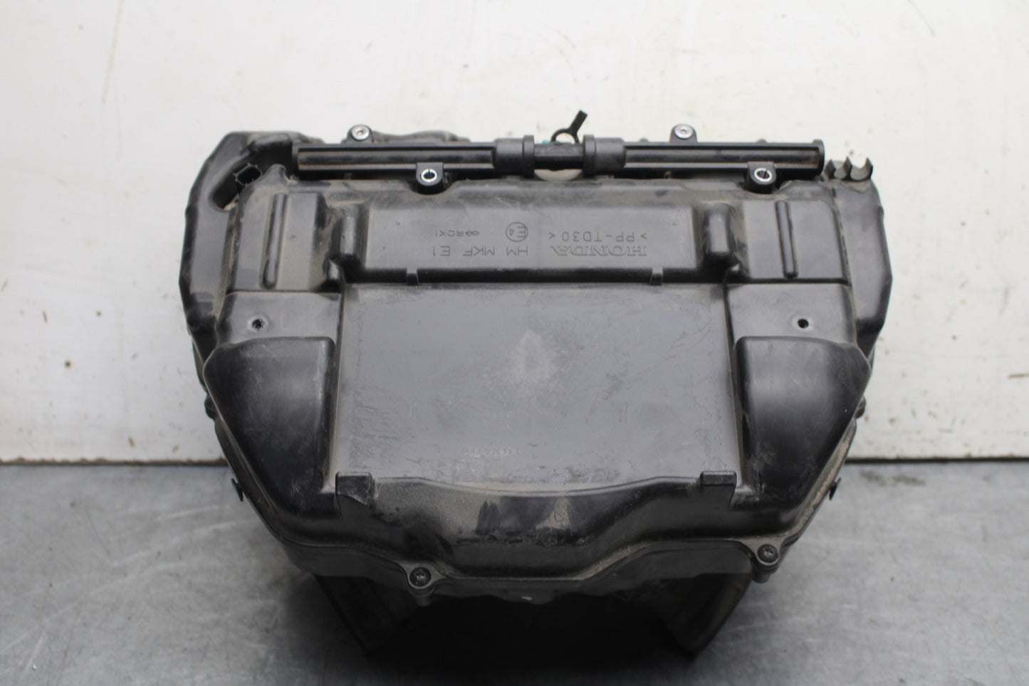 17-21 HONDA CBR1000RR SP AIRBOX AIR INTAKE FILTER BOX BB681