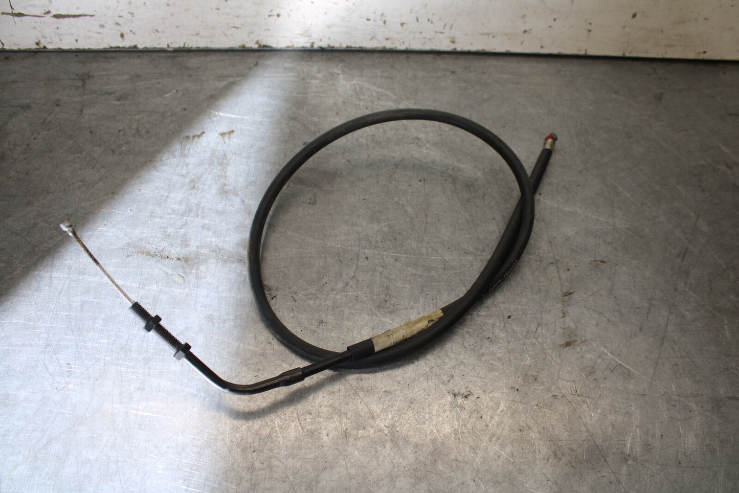 01-06 TRIUMPH TIGER 955I CLUTCH CABLE LINE BB693
