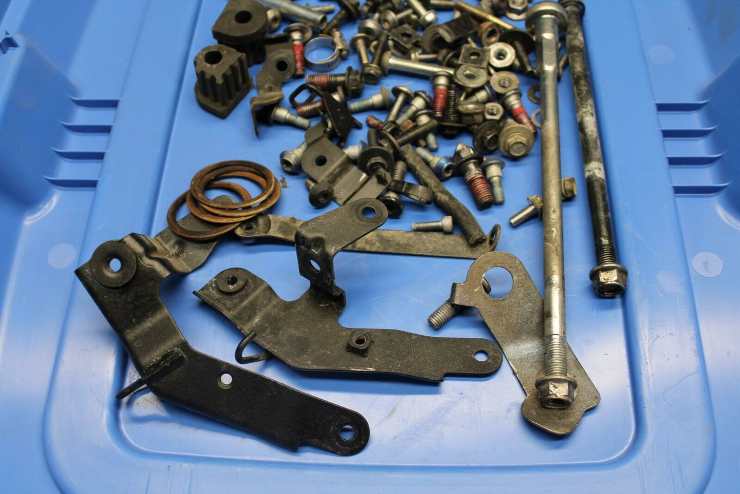 13-18 KAWASAKI NINJA ZX6R ENGINE MOUNTING BOLTS HARDWARE BRACKET ASSORTMENT BB20