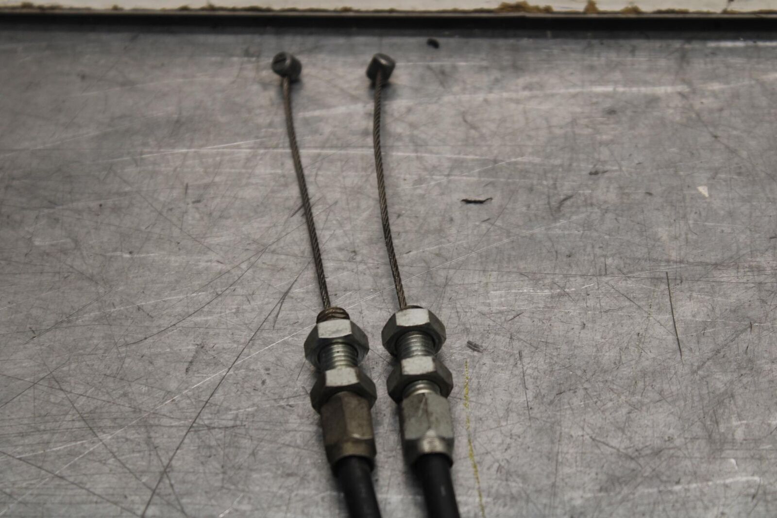 01 SUZUKI GSXR1000 THROTTLE CABLES LINES BB100 #B