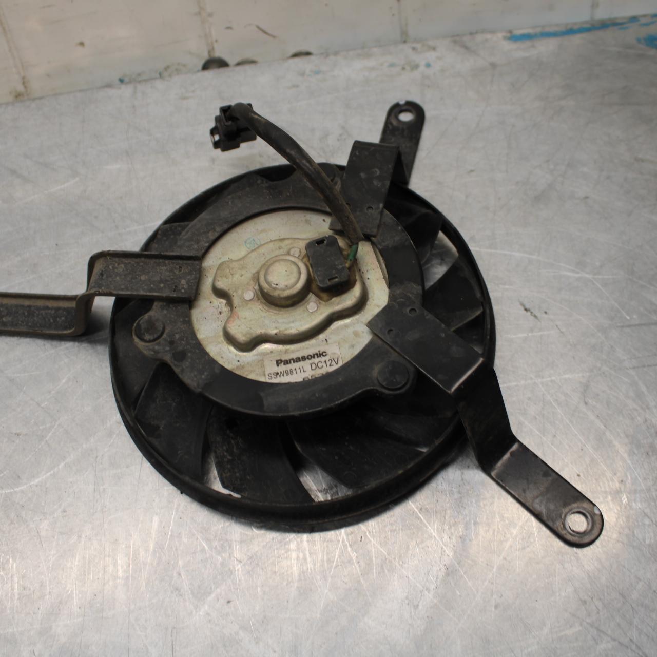 06-07 TRIUMPH DAYTONA 675 DAYTONA 675 ENGINE RADIATOR COOLING FAN BB441