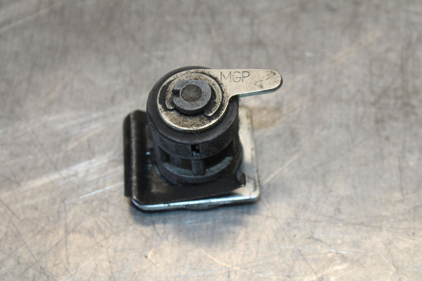 17-21 HONDA CBR1000RR SP IGNITION LOCK KEY SET W/ GAS CAP AND SEAT LOCK BB681
