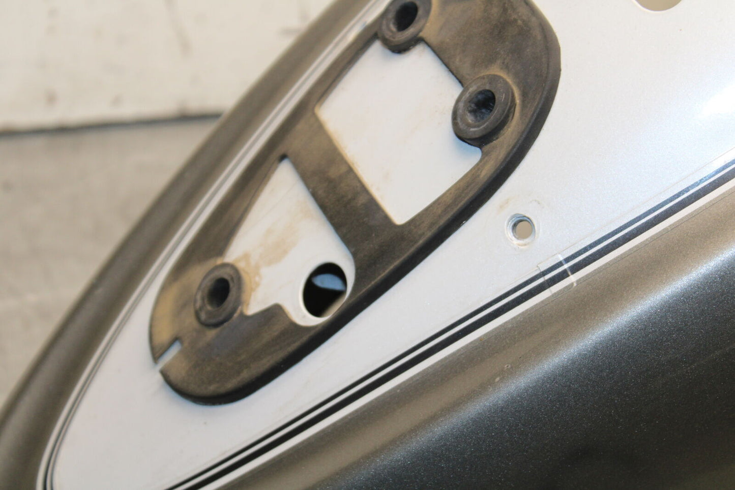 99-00 YAMAHA V STAR 1100 REAR BACK WHEEL FENDER MUD GUARD BB711