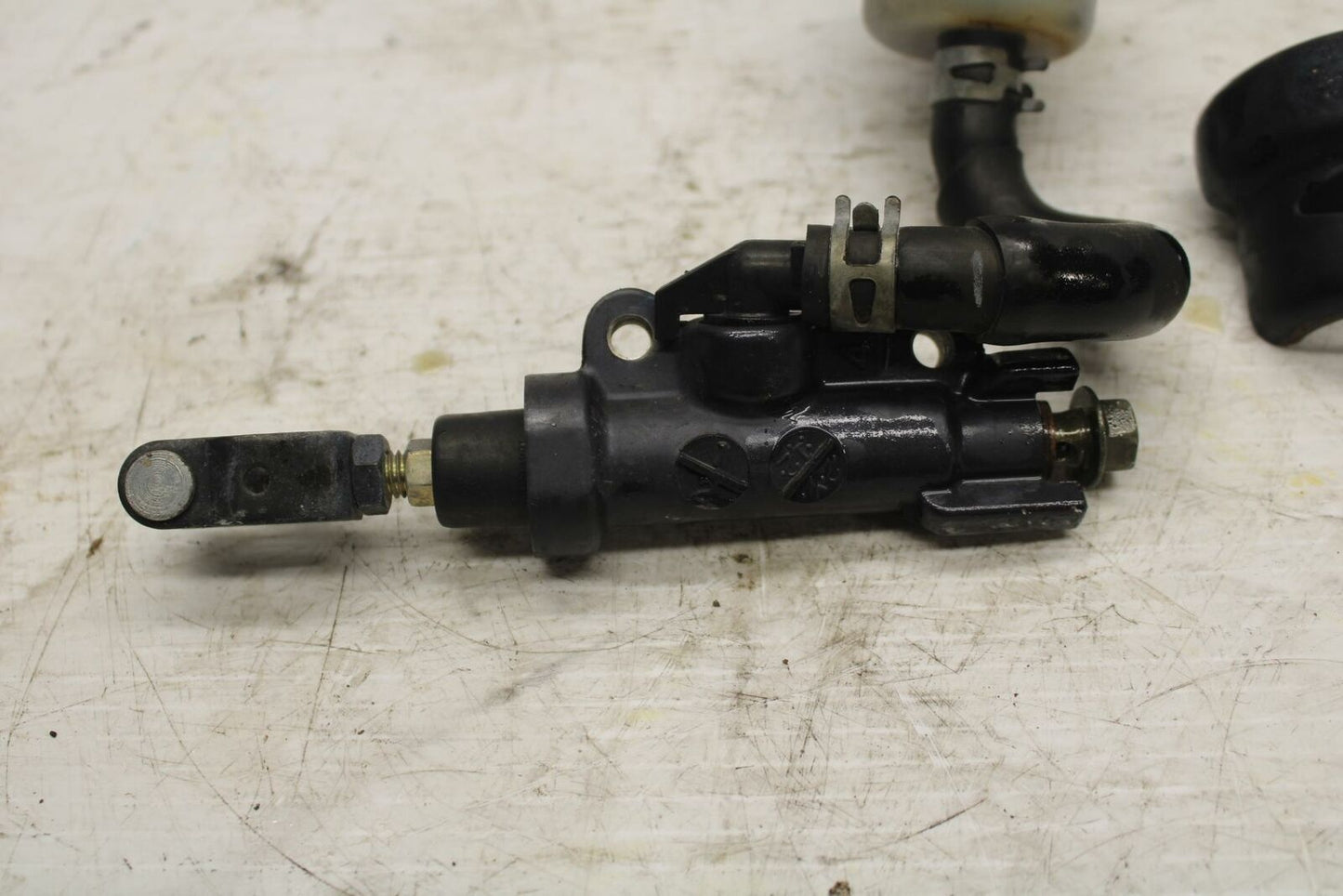 03-04 YAMAHA ROAD STAR 1600 REAR BACK BRAKE MASTER CYLINDER W RESERVOIR BB279