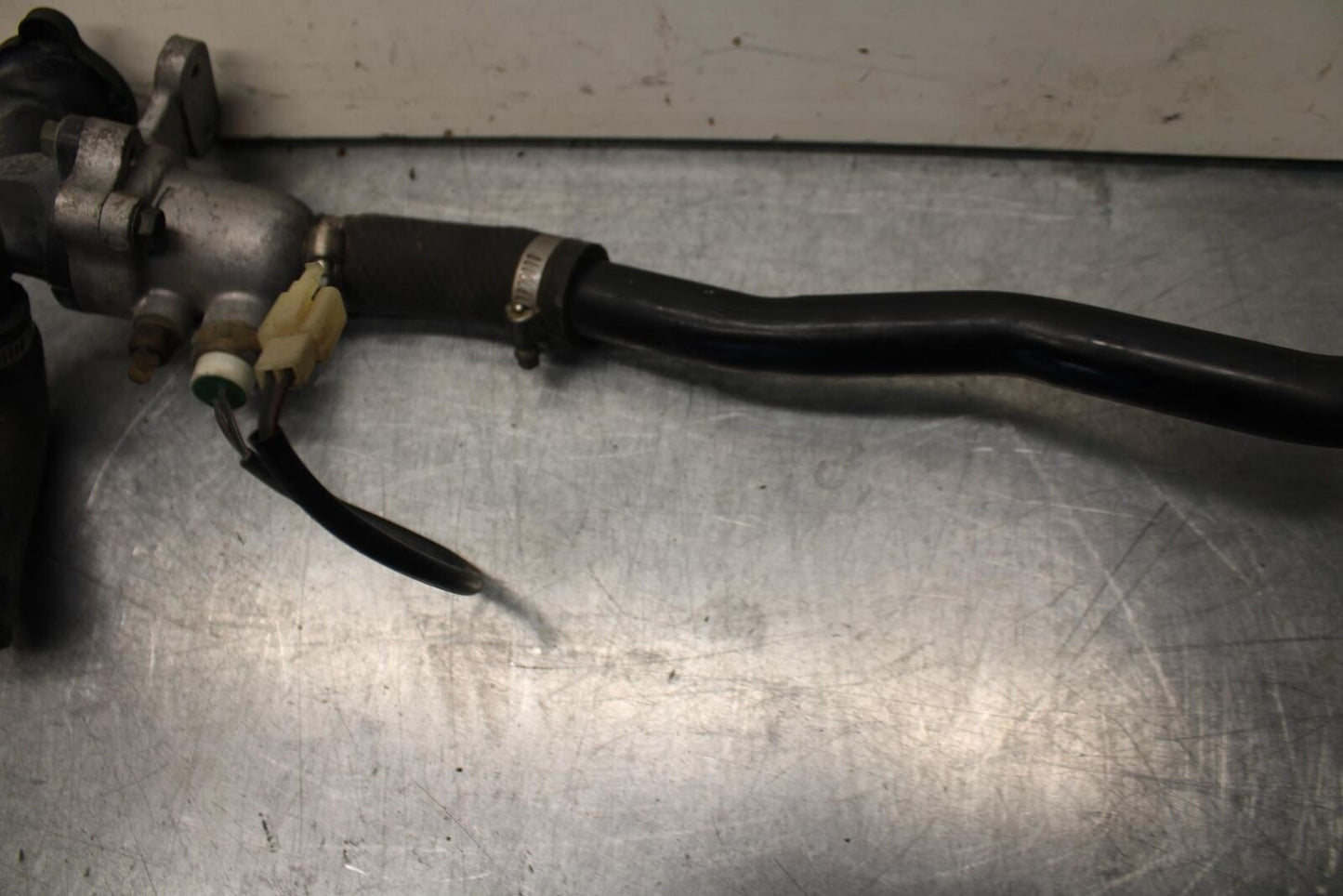 1995 Suzuki RF600R THERMOSTAT W HOUSING ASSEMBLY BB615
