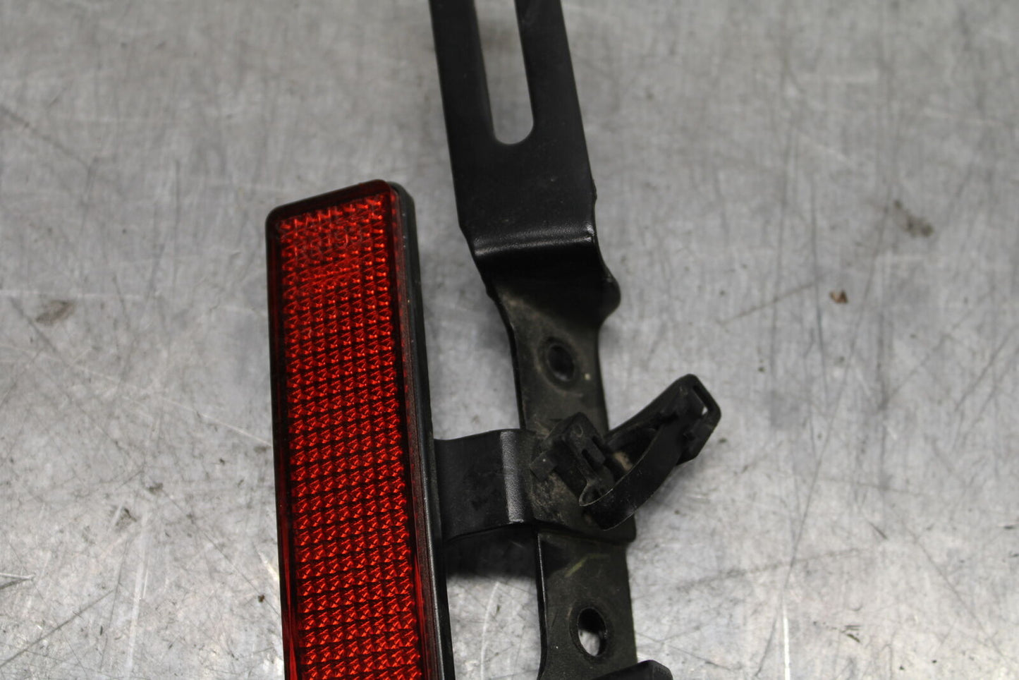 99-00 YAMAHA V STAR 1100 LICENSE PLATE BRACKET BB711