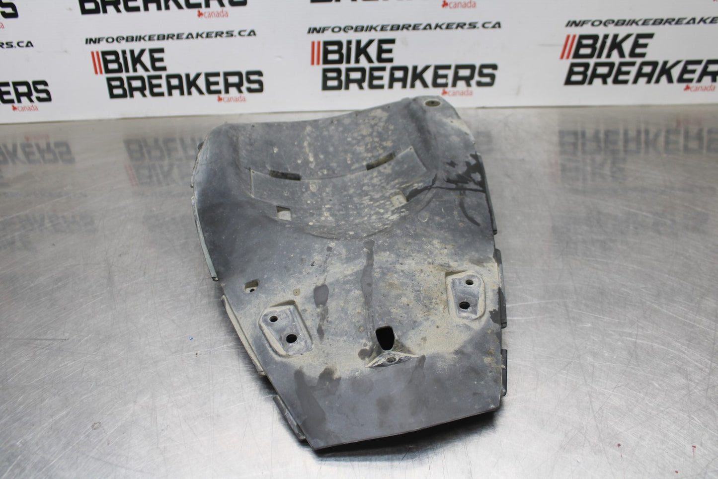 09-10 KAWASAKI ER-6N REAR BACK TAIL UNDERTAIL FAIRING COWL FENDER BB205