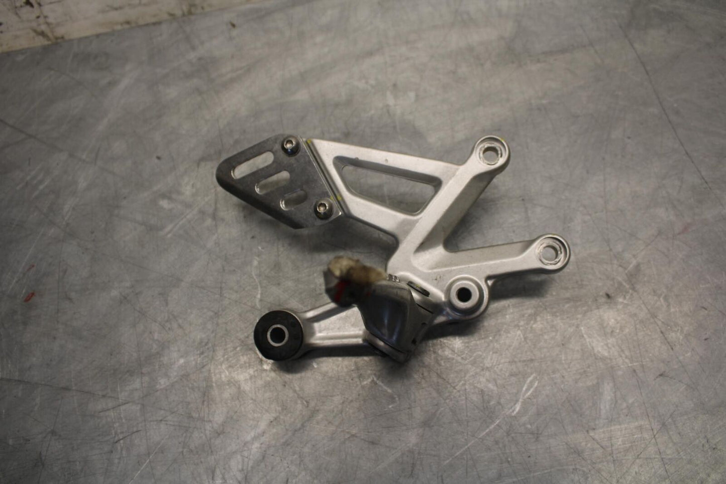 2010 Aprilia RSV1000R RIGHT REARSET REAR SET DRIVER FOOT PEG REST STOP BB513