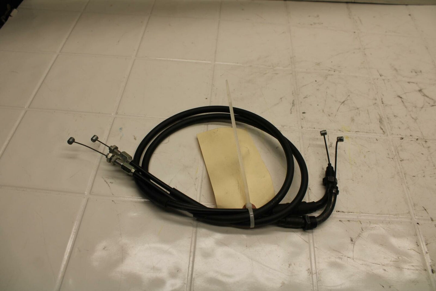 15-16 HONDA CB300F THROTTLE CABLES LINES BB05