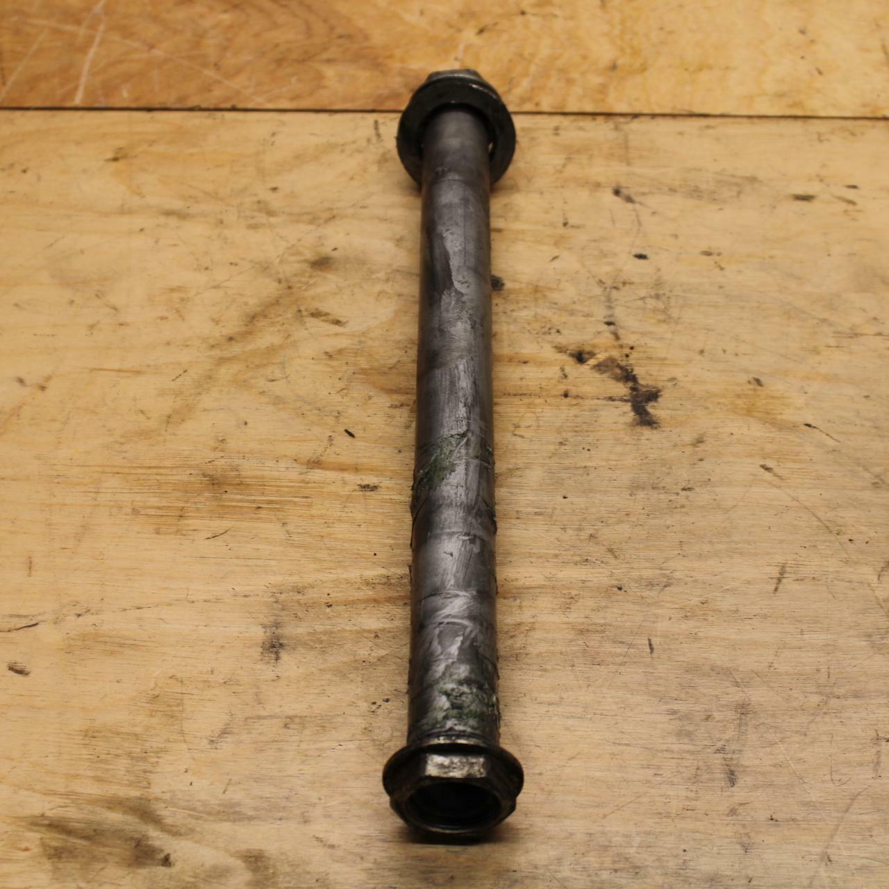 08-14 DUCATI MONSTER 696 REAR AXLE BACK WHEEL RIM PIVOT BOLT AXEL BB324