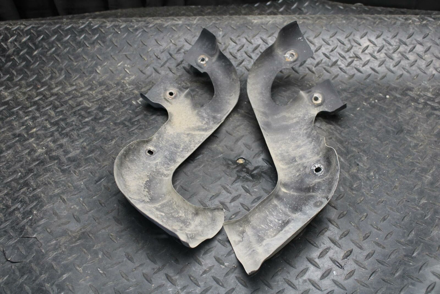 91-02 HONDA ST1100 LEFT RIGHT EXHAUST PIPE COVERS HEAT SHIELDS GUARDS BB222