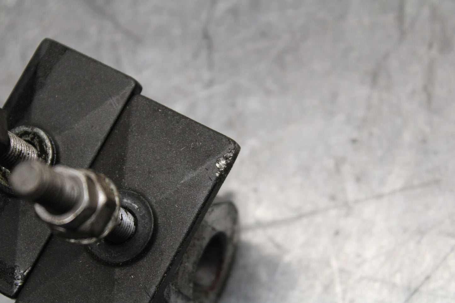 19-22 KAWASAKI Z400 SWINGARM CHAIN TENSIONER ADJUSTMENT BRACKETS BB738