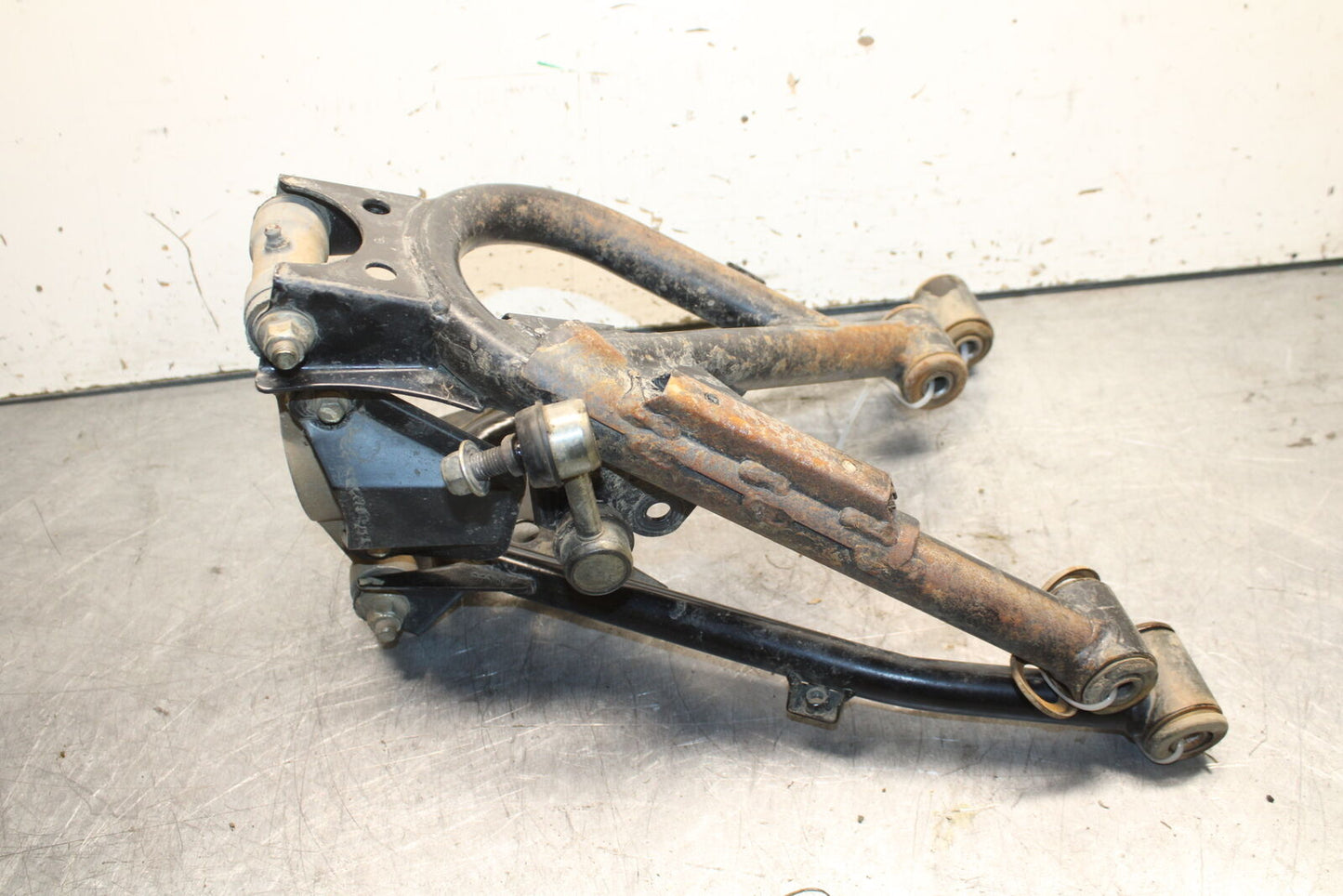 20-24 CF-MOTO CFORCE 600 TOURING LEFT CONTROL A ARMS / HUB SET BB715
