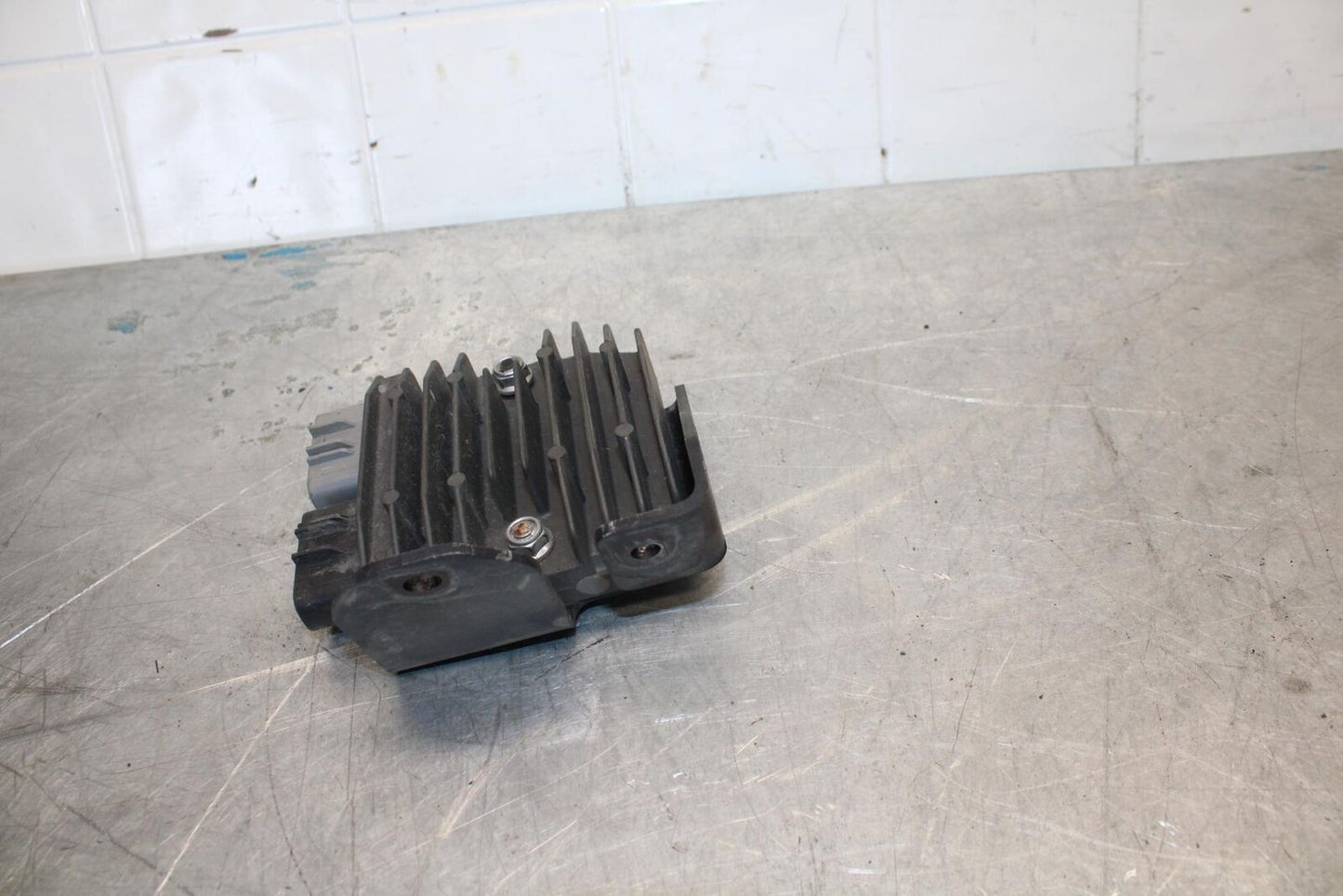 2006 Triumph Daytona 675 Triple RECTIFIER VOLTAGE REGULATOR BB434