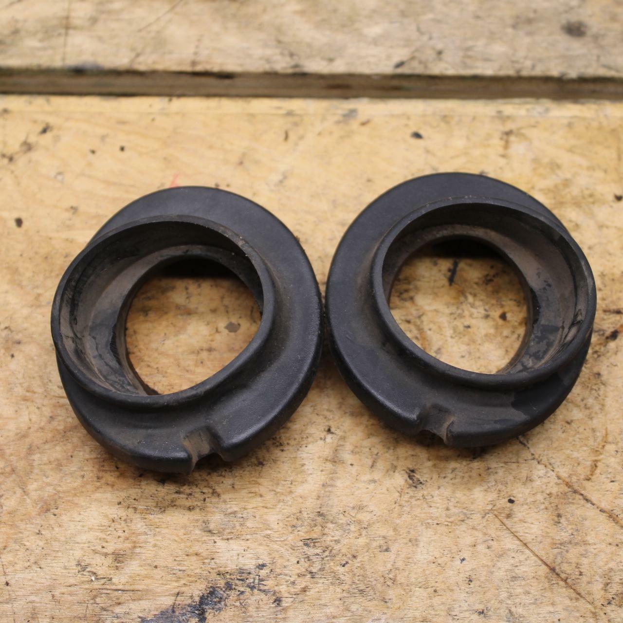 91-93 YAMAHA FZR1000 RIGHT LEFT FRONT DUCT COVERS GROMMETS RUBBERS BB339