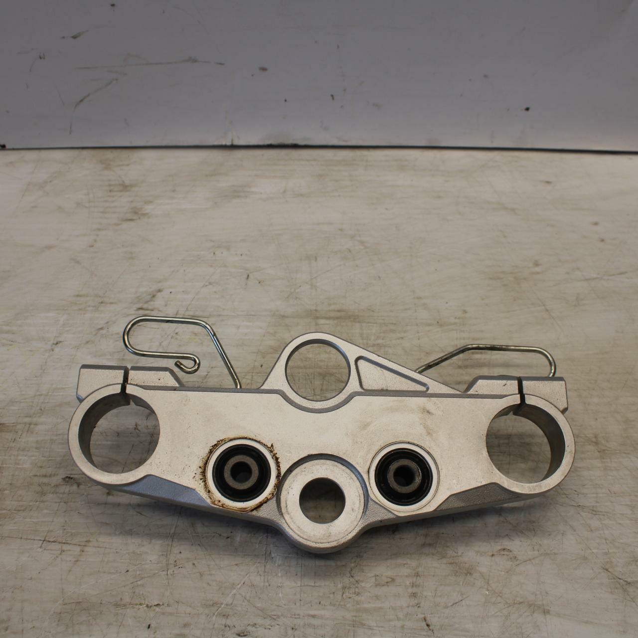 07-12 SUZUKI BANDIT 650F FORKS UPPER TRIPLE TREE CLAMP BB280