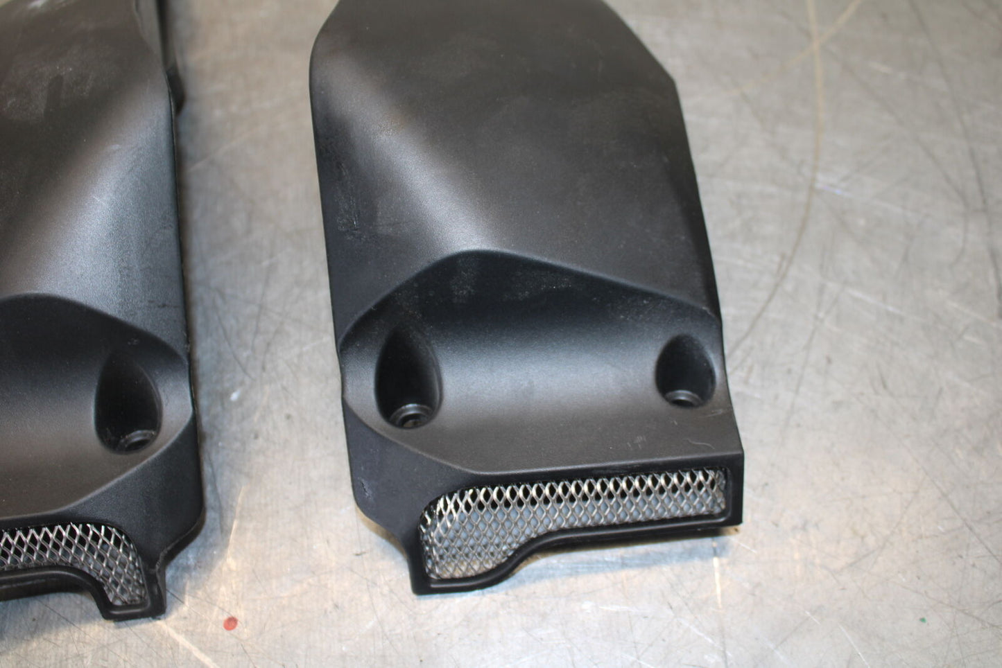 12-13 DUCATI STREETFIGHTER 848 AIR INTAKE SET BB705