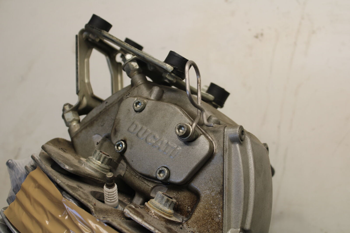 06-07 DUCATI MONSTER 695 ENGINE MOTOR BB674