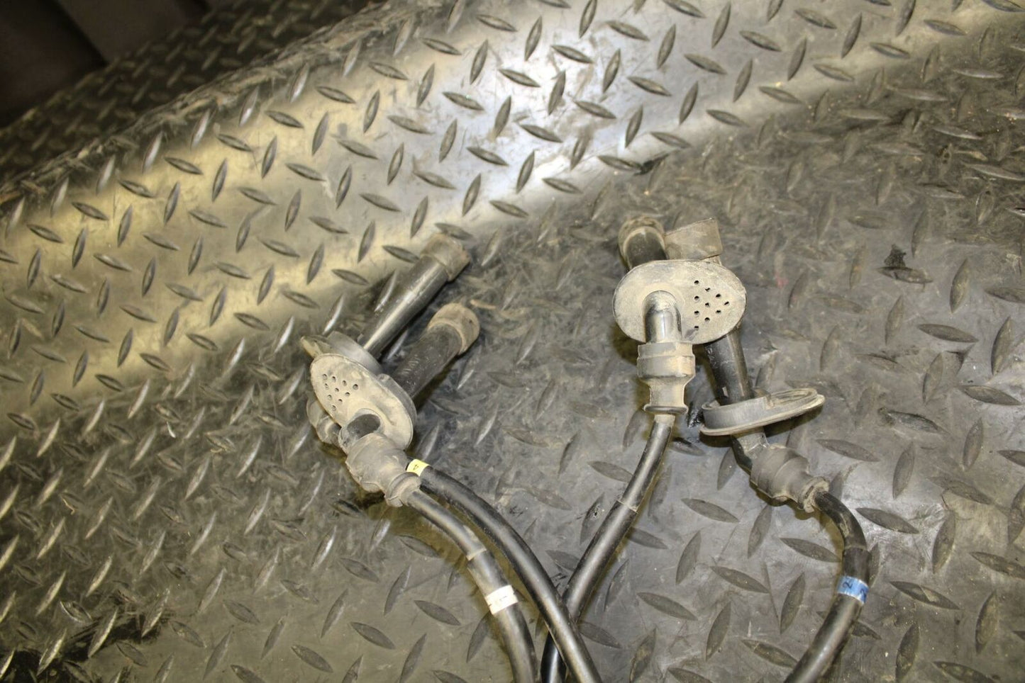 05-06 SUZUKI KATANA 750 GSX750F IGNITION COILS COIL SPARK PLUG CAPS bb166