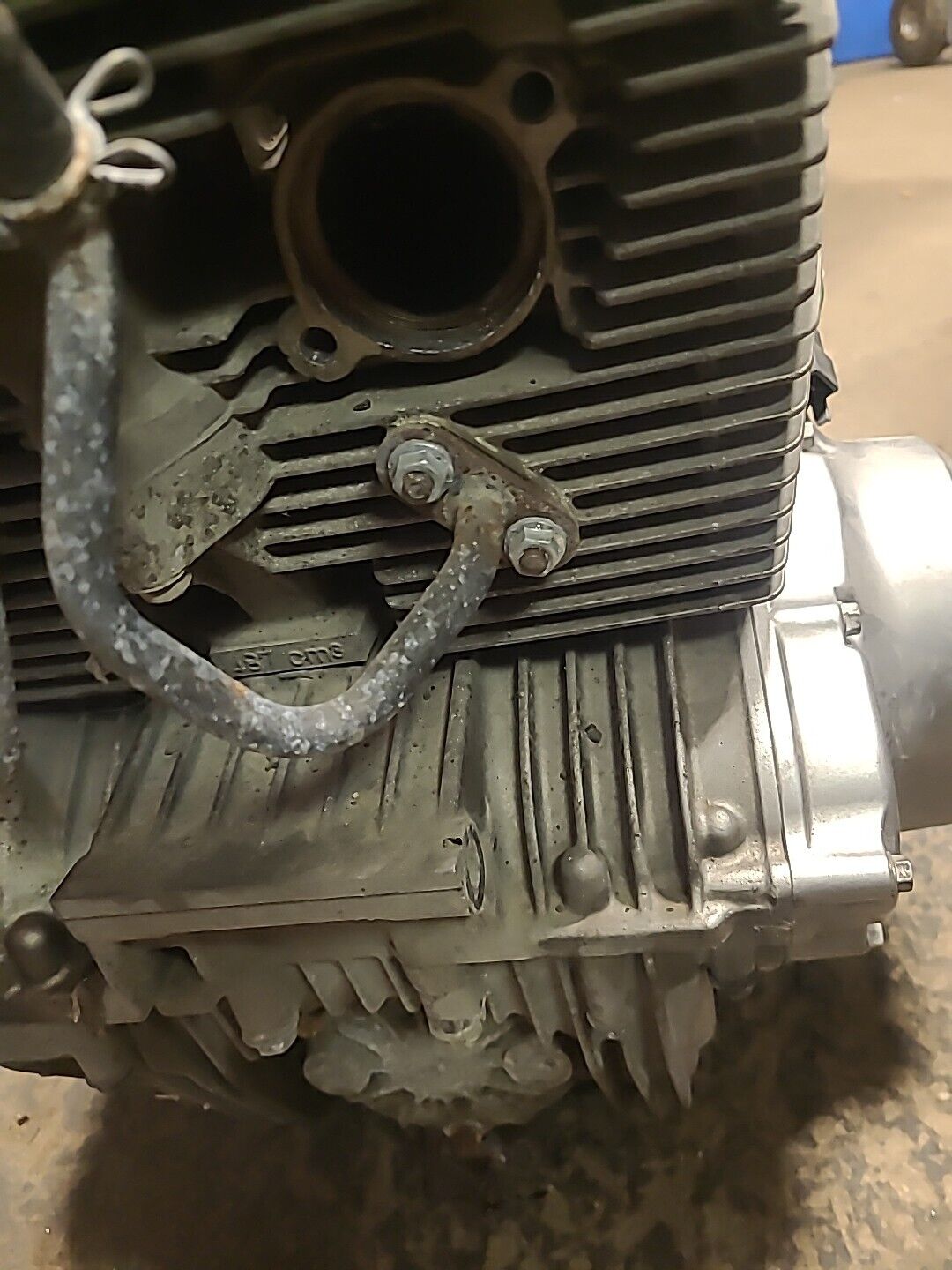 04-09 SUZUKI GS 500 FH GS500F ENGINE MOTOR BB97