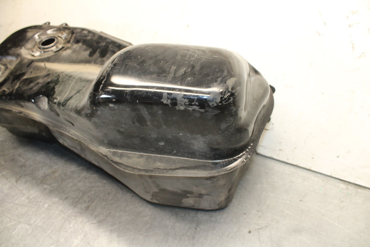 93-00 HONDA GOLDWING 1500 GL1500SE GAS TANK FUEL PETROL RESERVOIR BB700