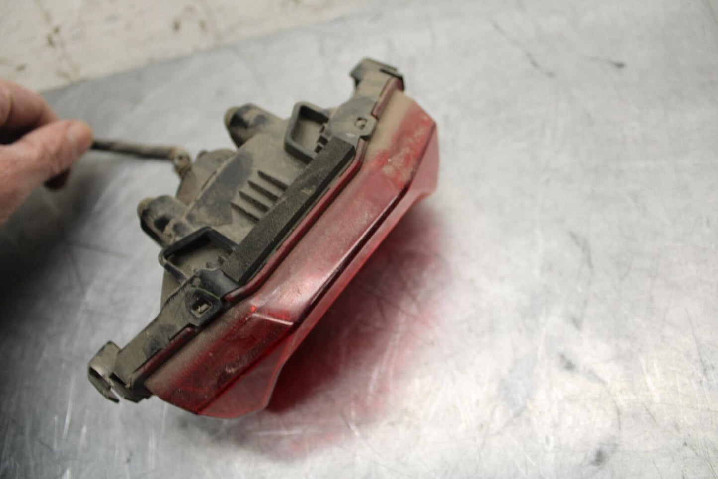 17 KAWASAKI VERSYS-X 300 REAR TAIL TAILLIGHT BACK BRAKE LIGHT BB504