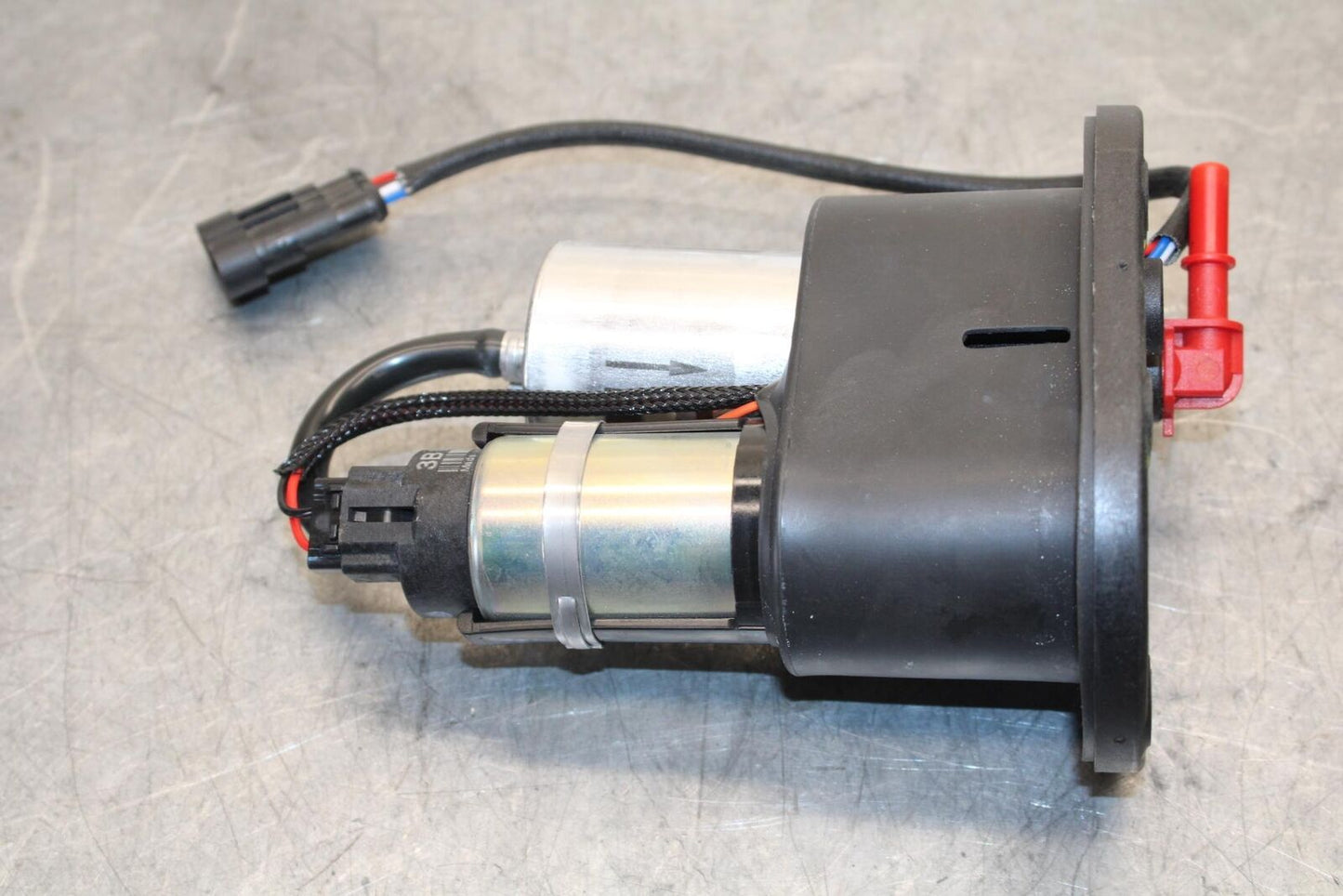 2016 Aprilia Tuono V4 1100 RR ABS FUEL PUMP GAS PETROL SENDER UNIT BB53