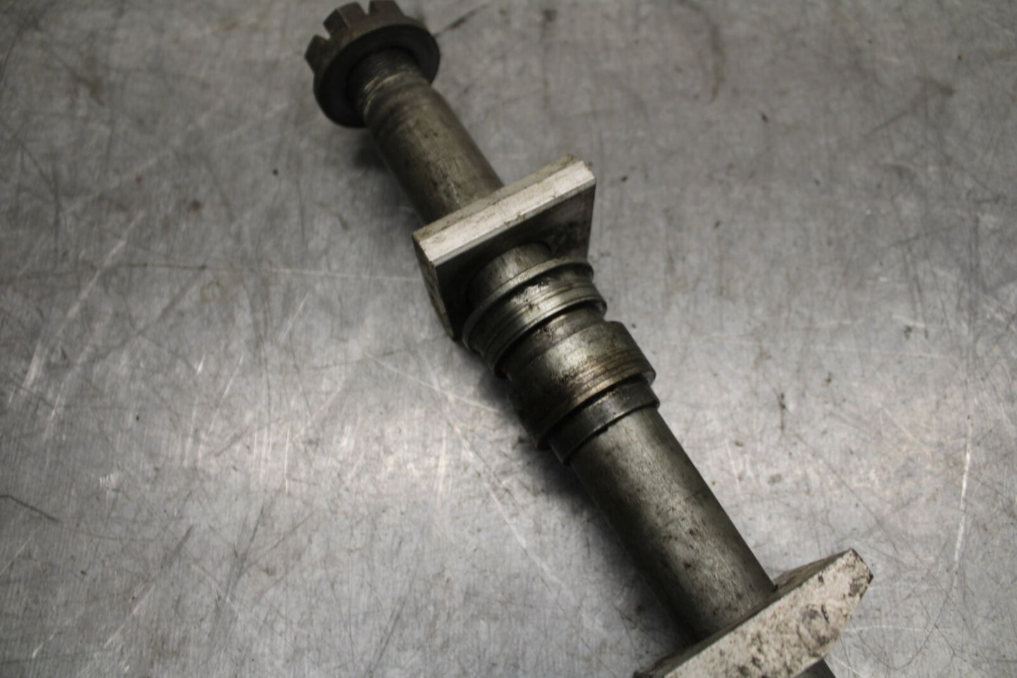 01-03 SUZUKI GSXR600 REAR AXLE BACK WHEEL RIM PIVOT BOLT AXEL BB336