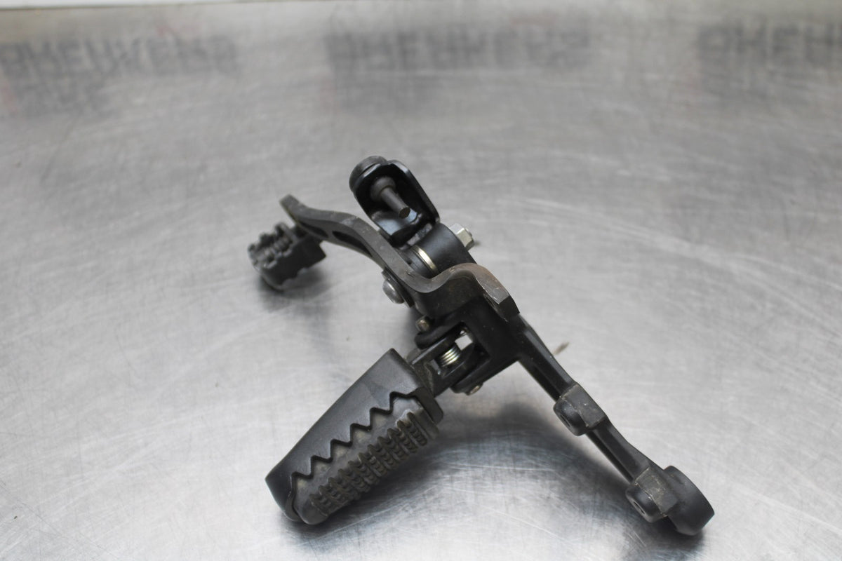 22 HARLEY-DAVIDSON PAN AMERICA 1250 RIGHT REARSET REAR SET DRIVER PEG REST BB910