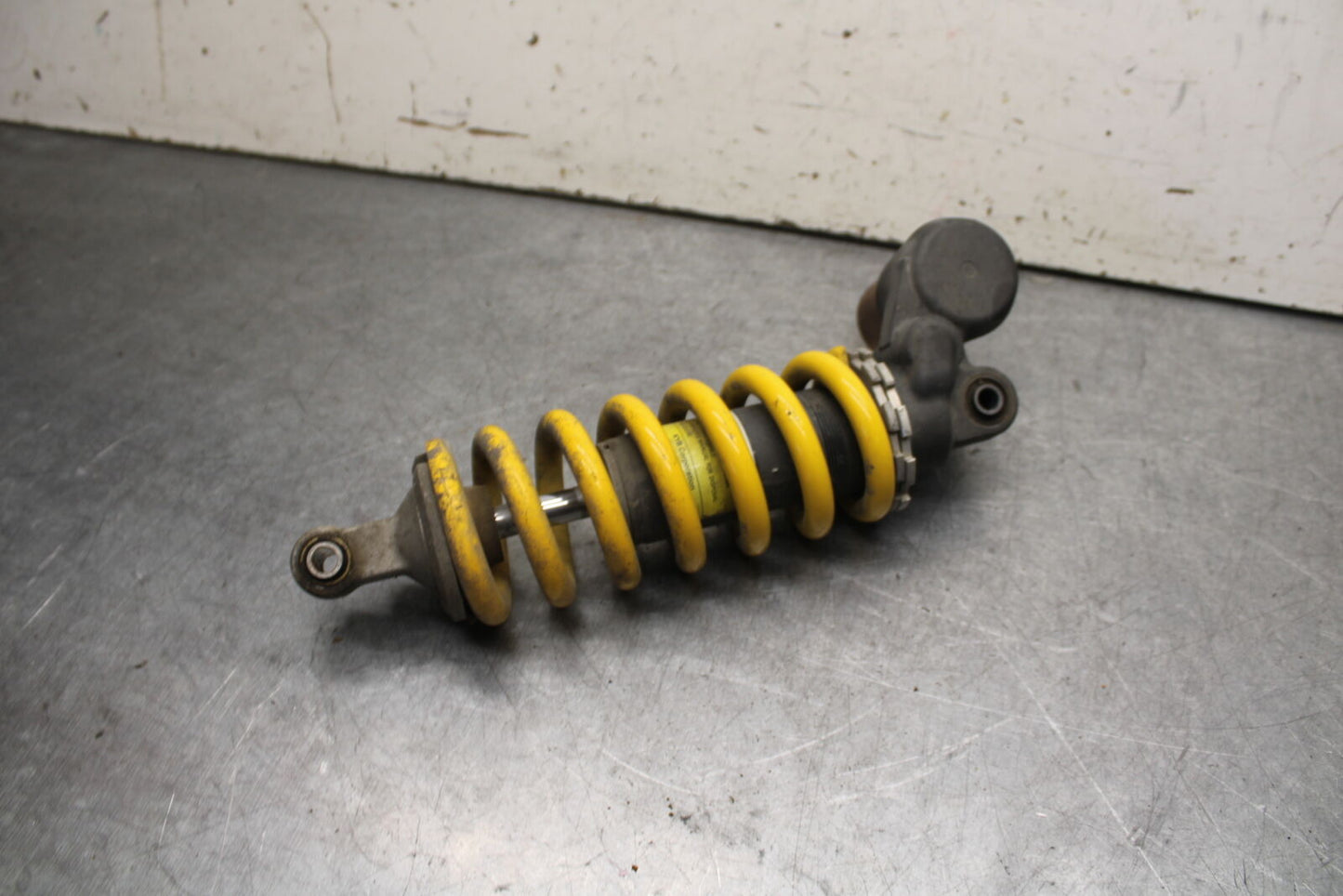 09-11 TRIUMPH DAYTONA 675 REAR BACK SHOCK ABSORBER SUSPENSION BB652