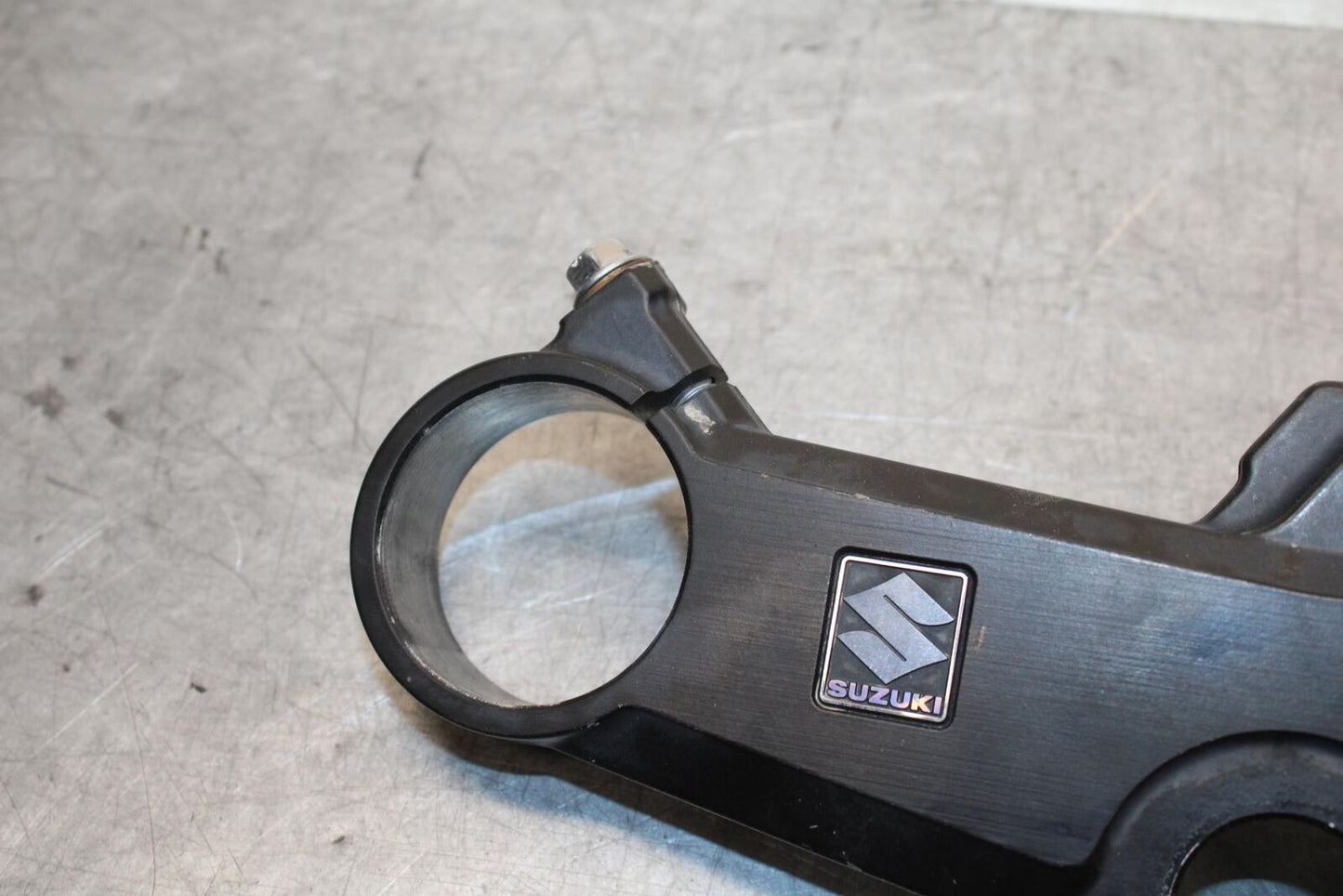 2001 Suzuki GSXR600 FORKS UPPER TRIPLE TREE CLAMP BB59