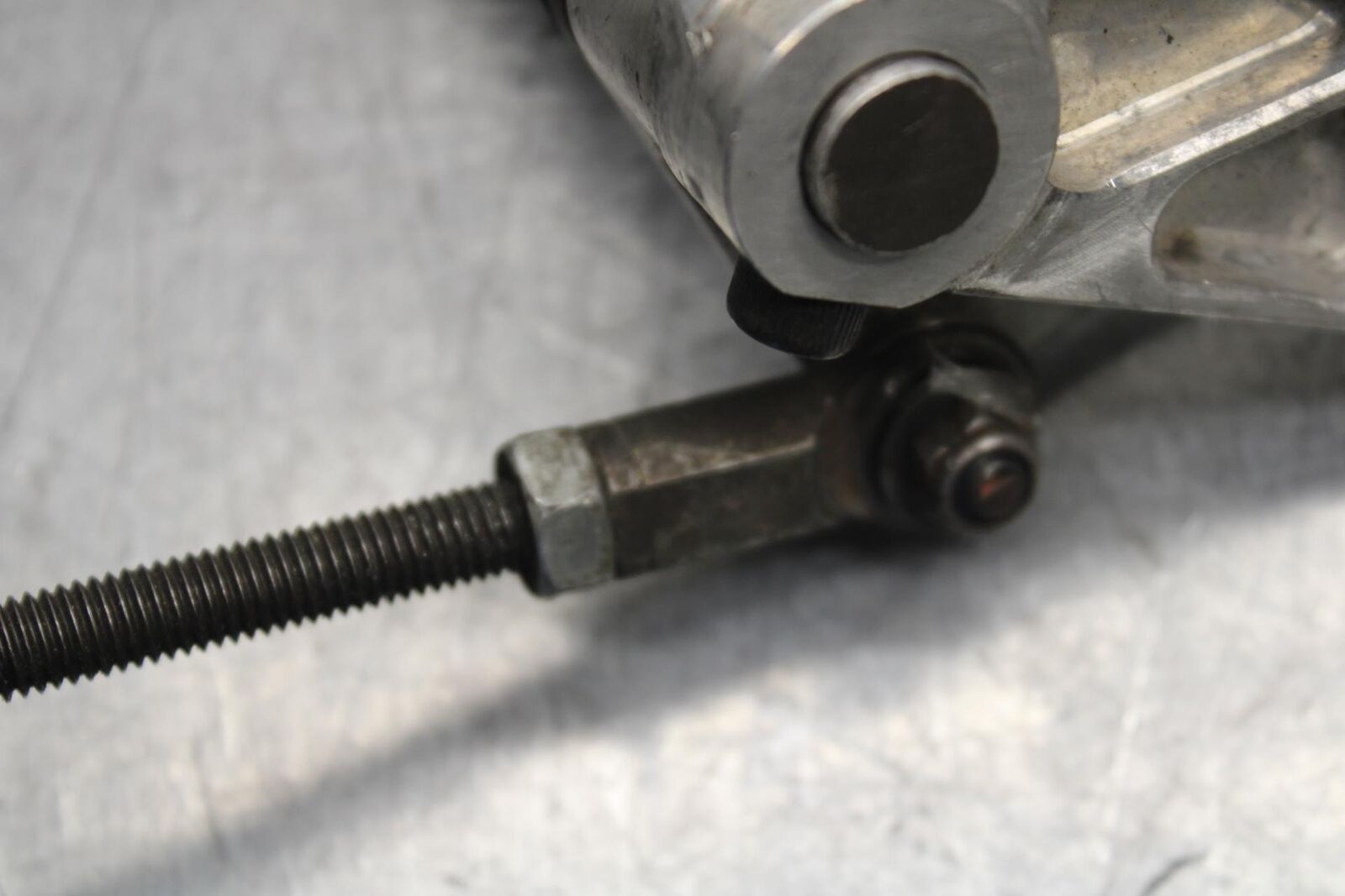 01-03 SUZUKI GSXR600 RIGHT LEFT REARSETS REAR SET DRIVER FOOT PEGS BB639