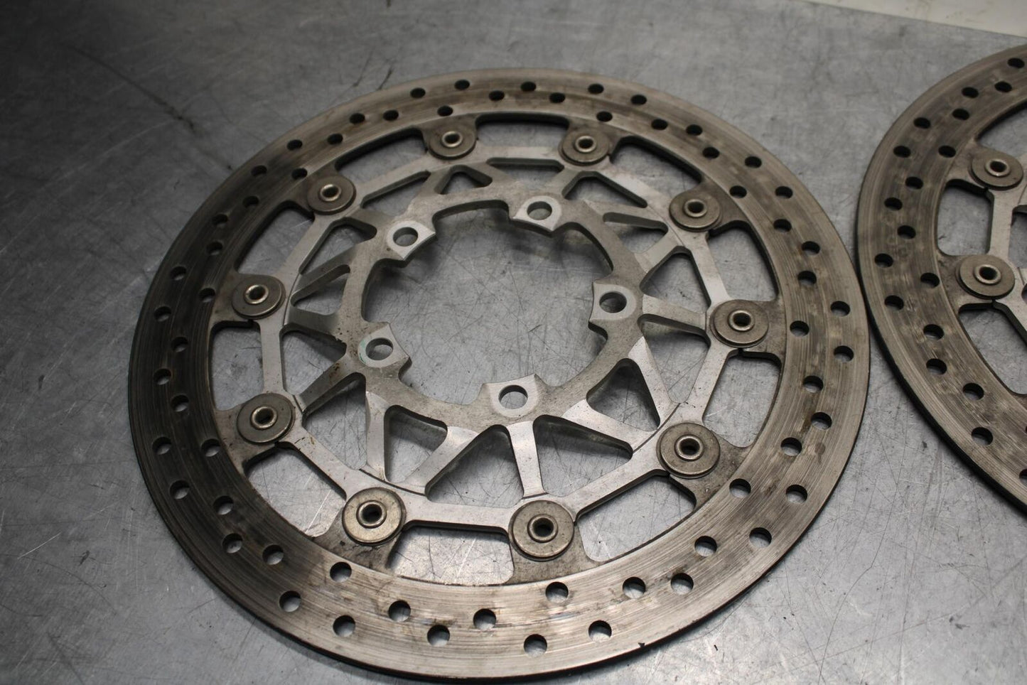 2009 Triumph Daytona 675 FRONT LEFT RIGHT BRAKE ROTORS DISCS T2021040 BB584
