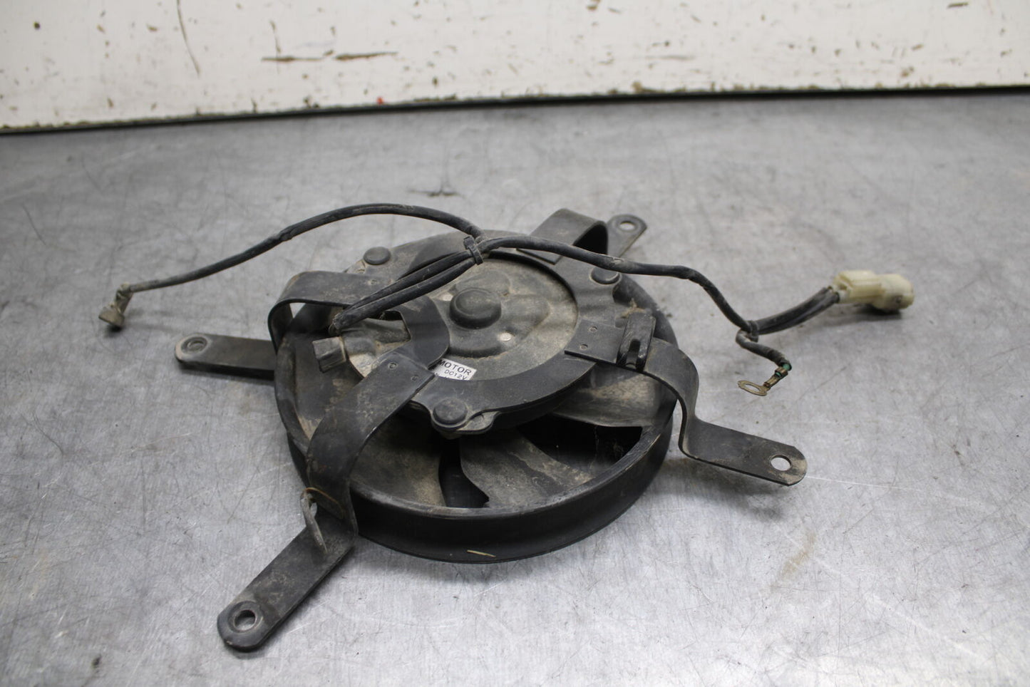02-04 HONDA VTX1800S ENGINE RADIATOR COOLING FAN BB712