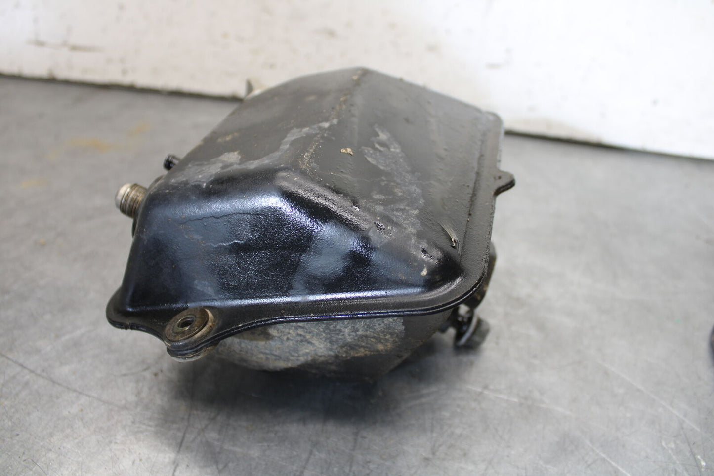 01-05 YAMAHA RAPTOR 660R OIL TANK BOTTLE RESERVOIR 5LP-21750-01-00 BB695
