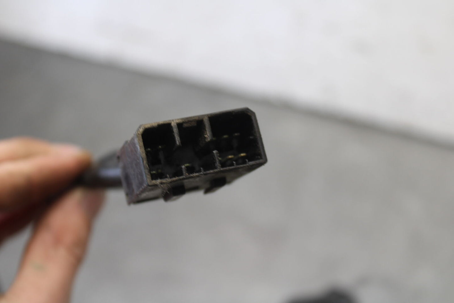 01-06 TRIUMPH TIGER 955I LEFT CLIP ON HANDLE HORN SIGNALS SWITCH BB693