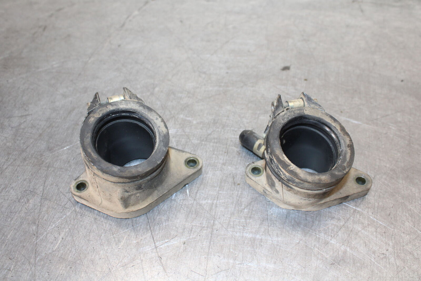 01-05 YAMAHA RAPTOR 660R AIR INTAKE BOOTS BB695