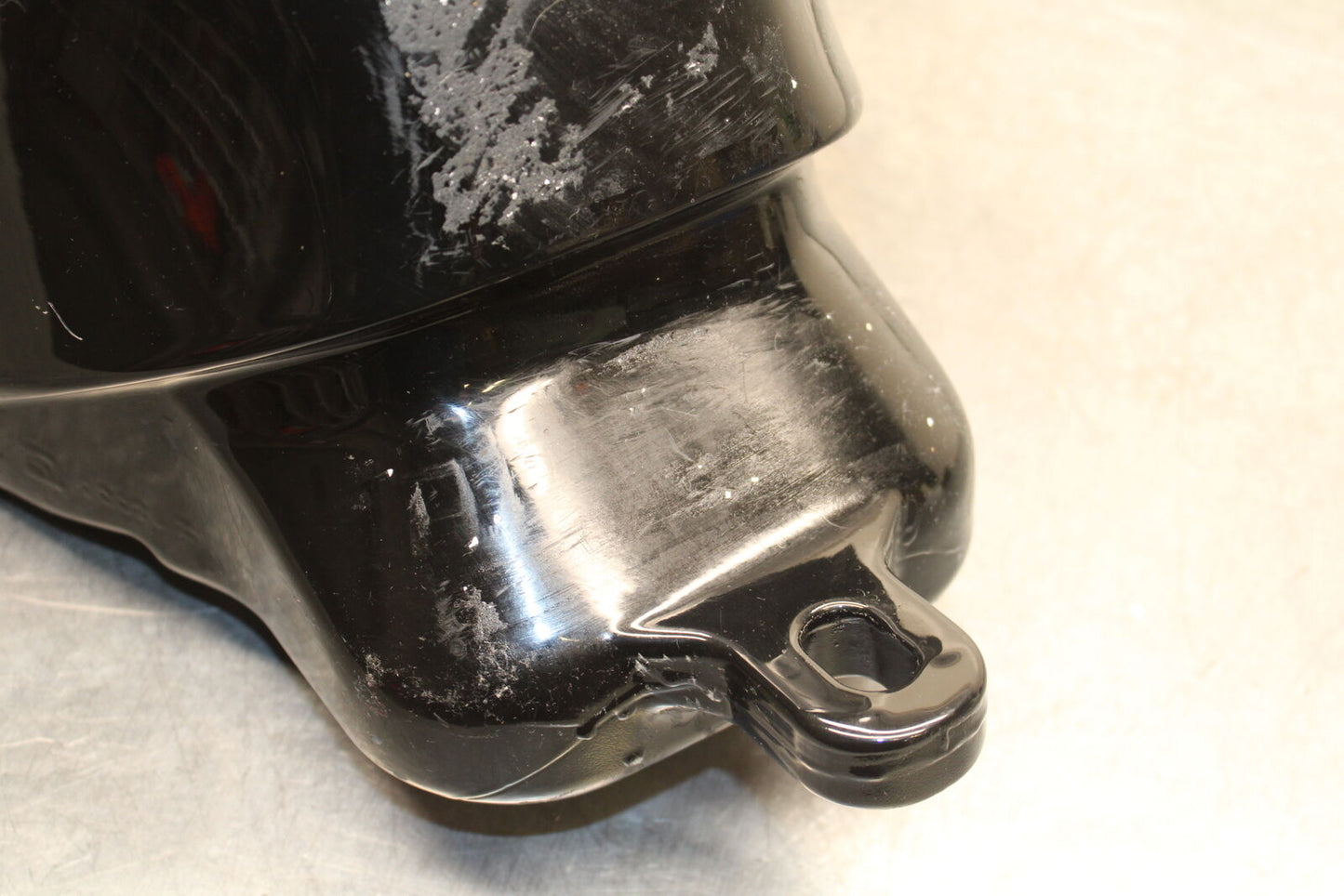 21-24 APRILIA TUONO 660 FACTORY GAS TANK FUEL CELL PETROL RESERVOIR BB733