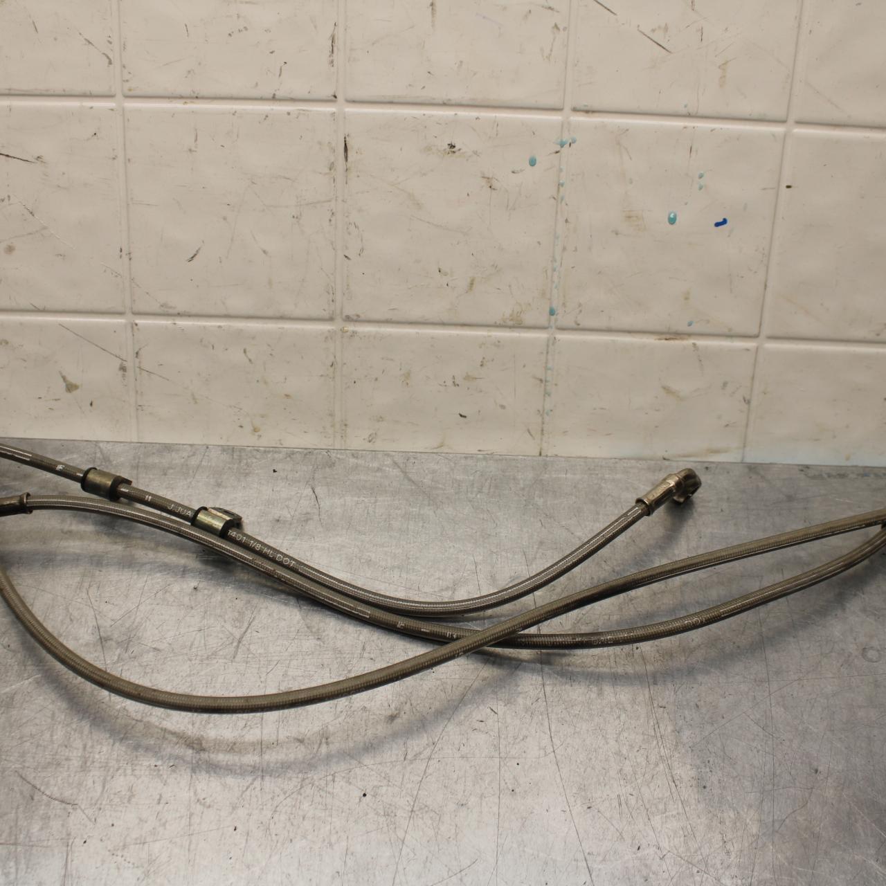 2012 Triumph Daytona 675R FRONT AND REAR SET BRAKE HOSES LINES BB589