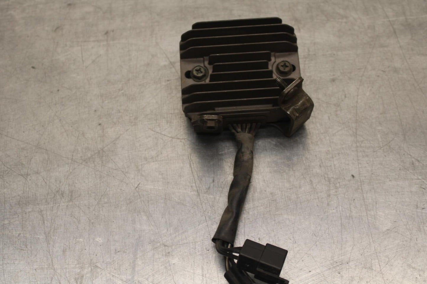 2003 Suzuki SV1000S RECTIFIER VOLTAGE REGULATOR 32800-16G00 BB85