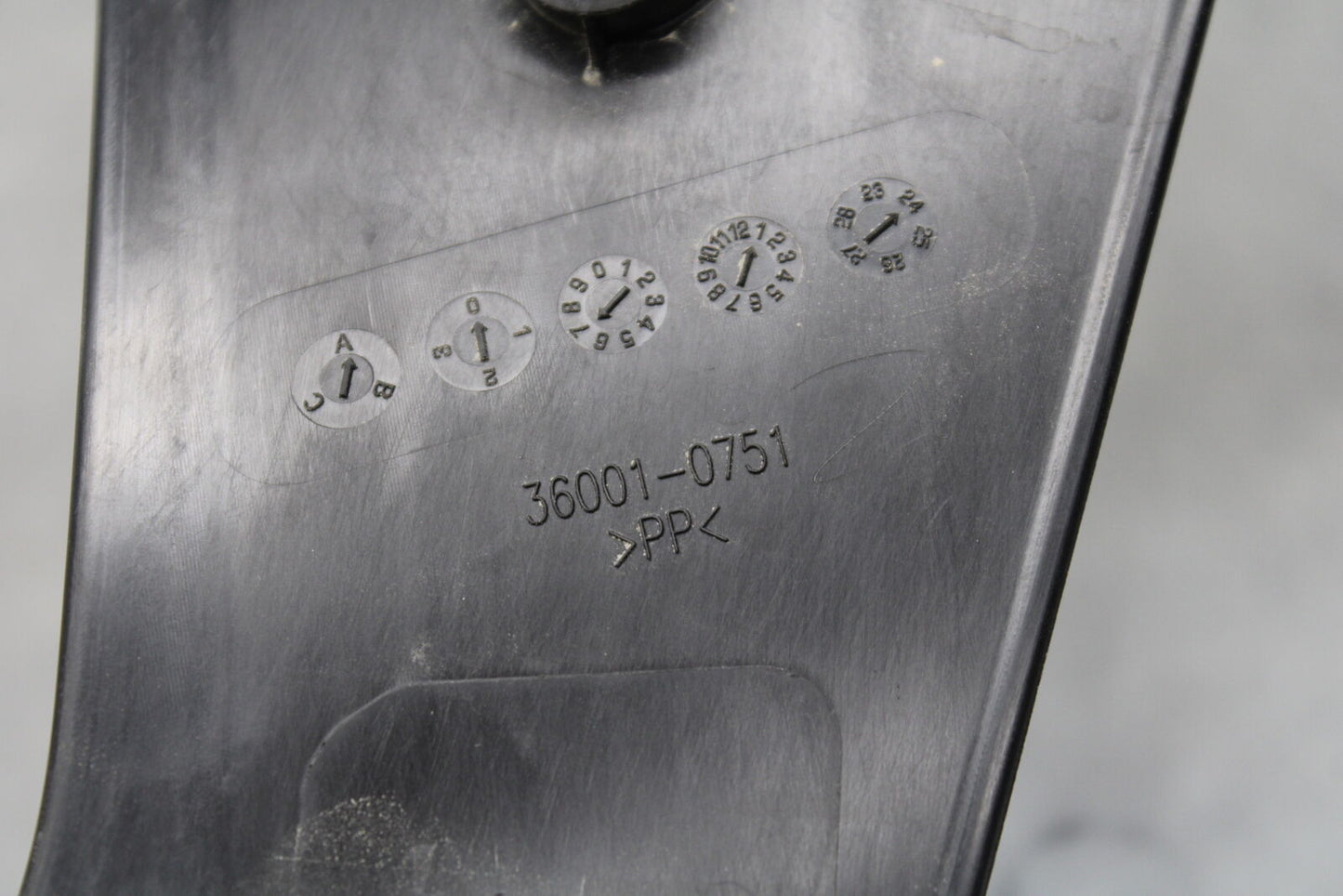 24 KAWASAKI NINJA 500 ABS LEFT GAS TANK FUEL CELL PANEL COVER TRIM COWL BB730