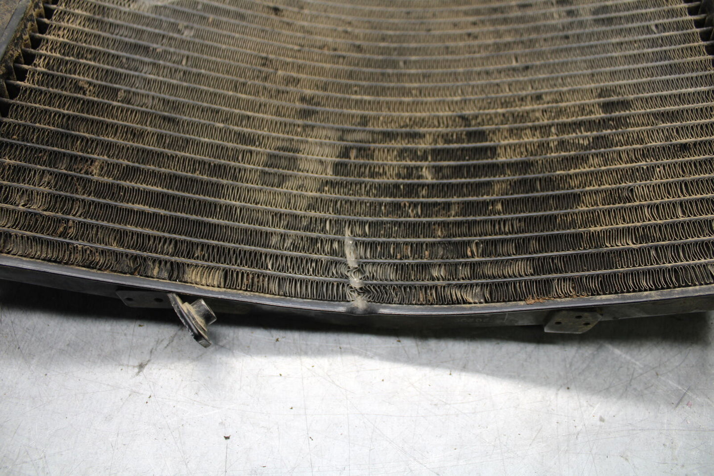 09-11 TRIUMPH DAYTONA 675 ENGINE RADIATOR MOTOR COOLER COOLING RADIATER BB652