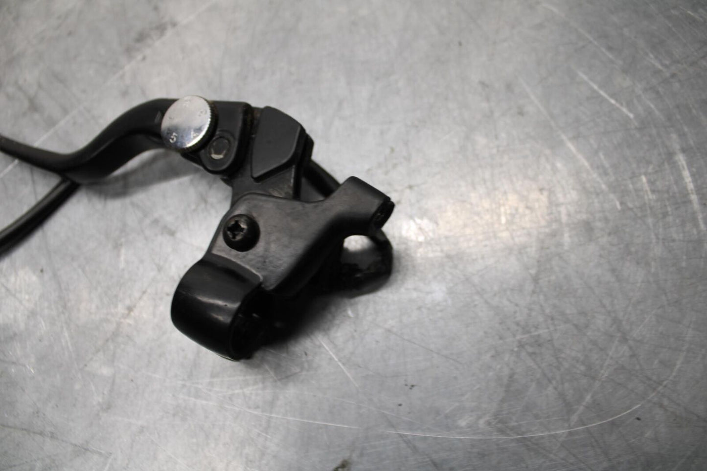 18 KTM RC 390 CLUTCH PERCH MOUNT WITH LEVER BB442